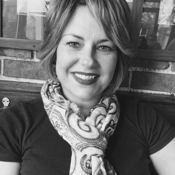 Meet your Posher, Anita - Picture 1 of 1
